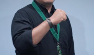 6AFDCE72-1A34-44E2-9E1B-BC8AF2F6FFD7